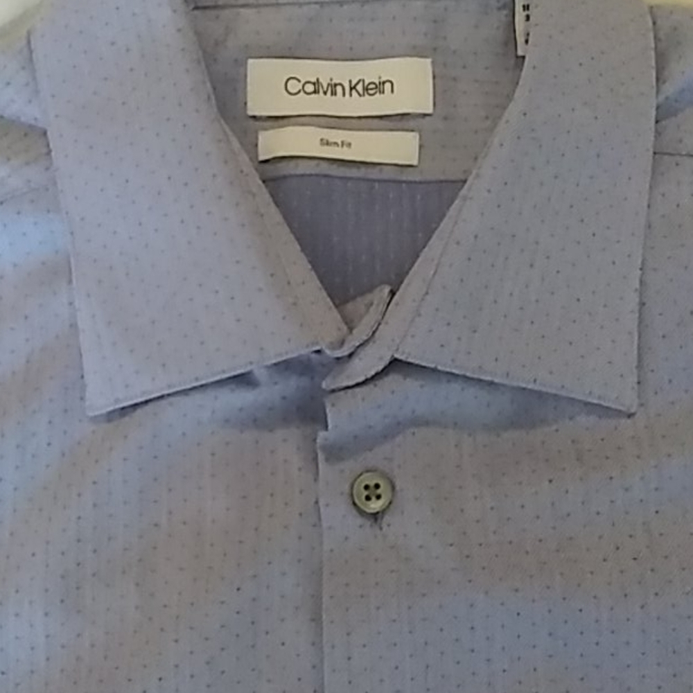 Calvin Klein Men's Dress Shirt Slim Fit